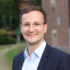 Dr Christoph Schran